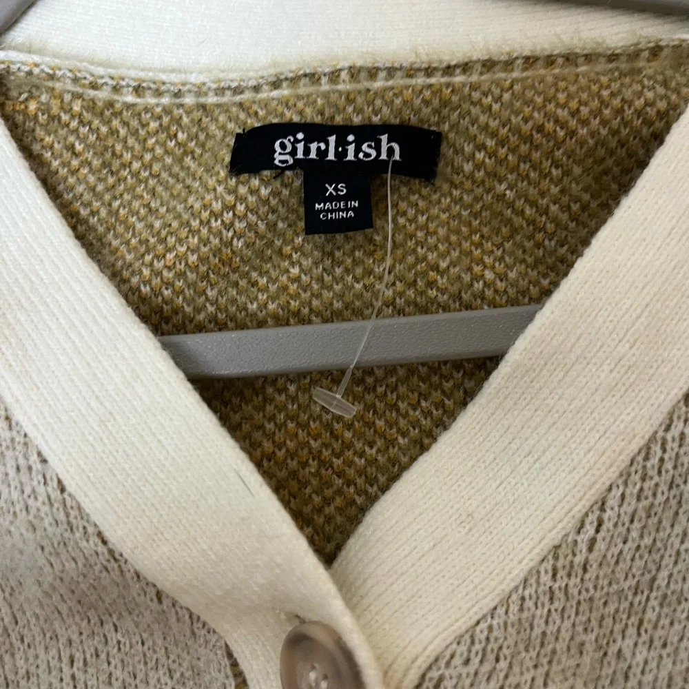 Girl.ish women’s Floral Patterned Cream and Green Sweater NWT size xs - Picture 3 of 4